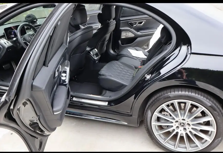 Book Your Chauffeur Service Wisconsin Today!