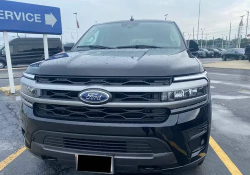 Ford Expedition Front