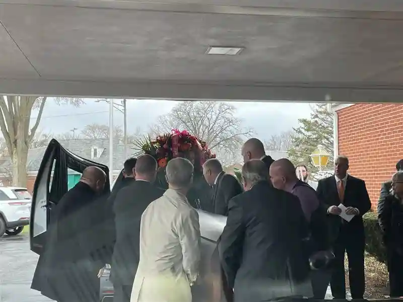 Luxury Funeral Chauffeur service