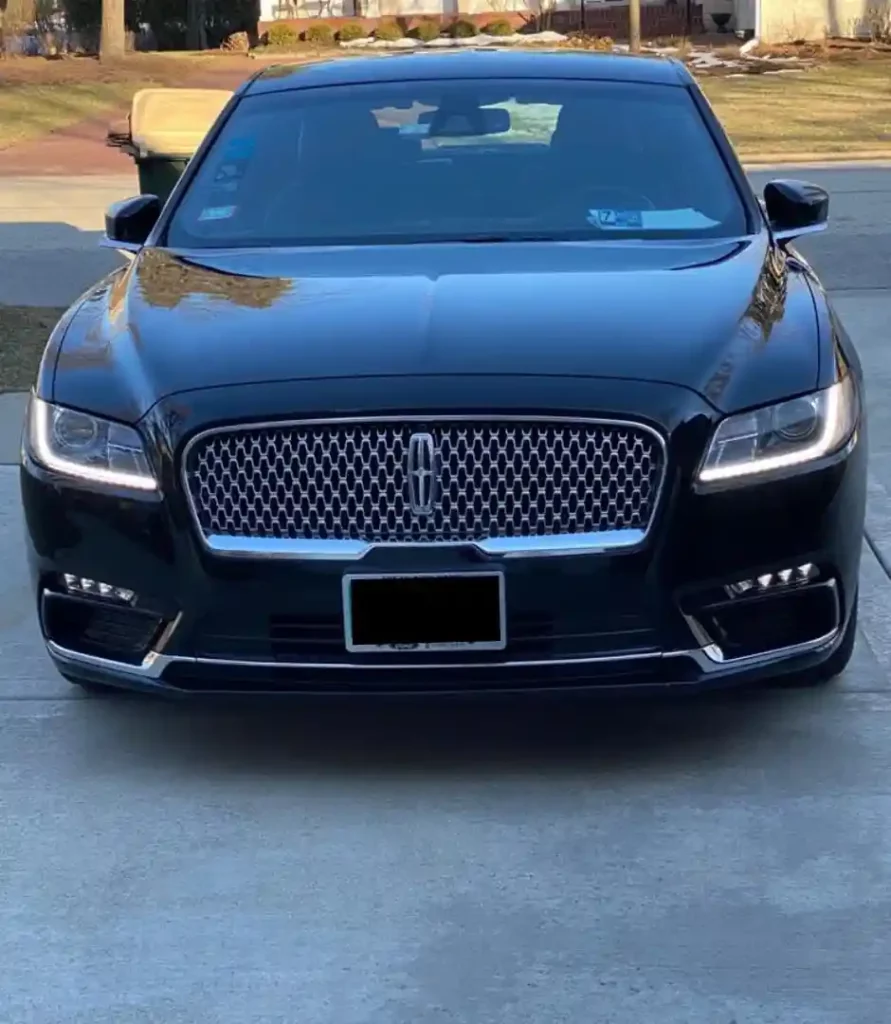 Lincoln sedan car exterior