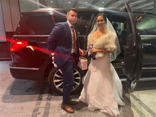 wedding couple transportation service