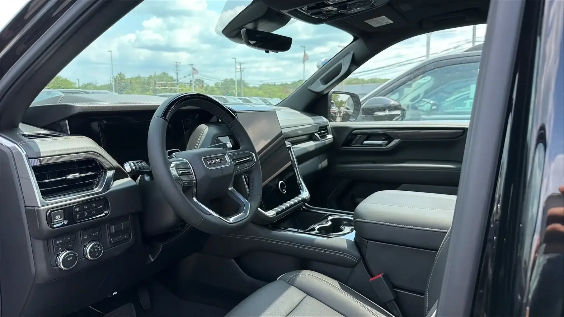 GMC Yukon Interior